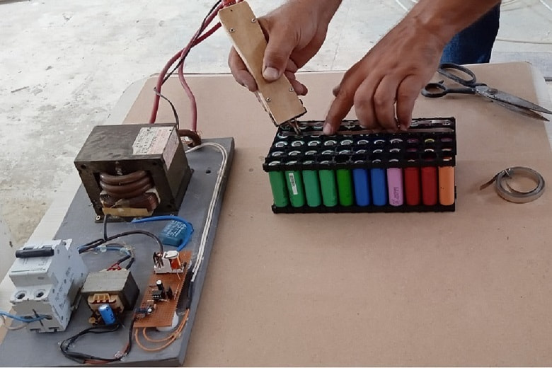 Soudure de cellules lithium