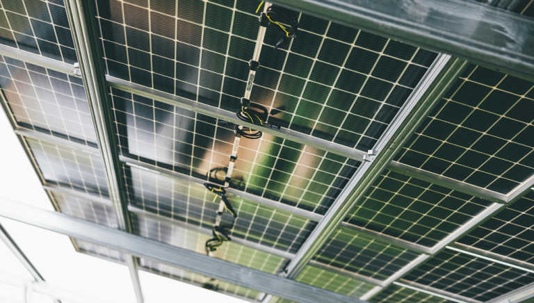 panneau solaire bifacial