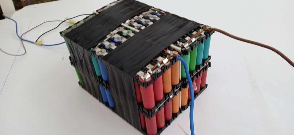 Packs attachés