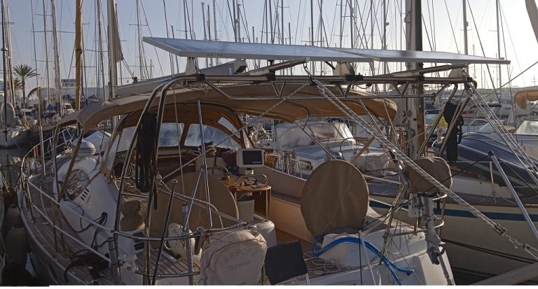 panneaux solaires bateau